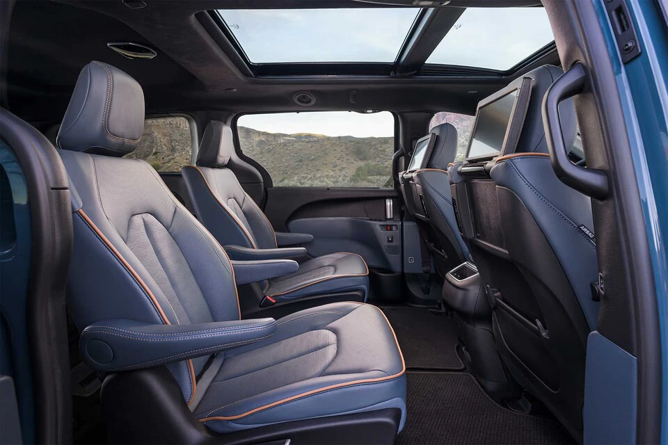 2027 Chrysler Pacifica seating